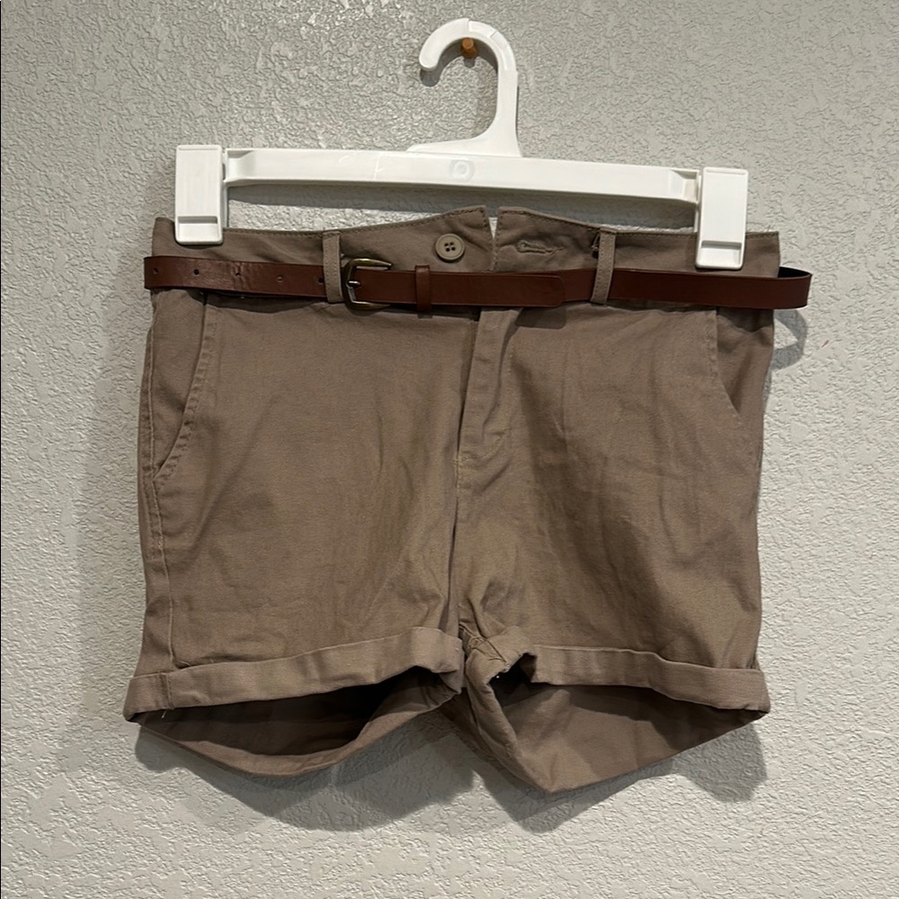 Active USA Tan and Brown Cargo Shorts